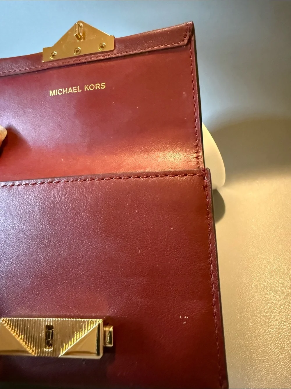 Michael Kors Burgundy Leather Tri-Fold Wallet Gold Turn Lock Coin Pocket 🖤